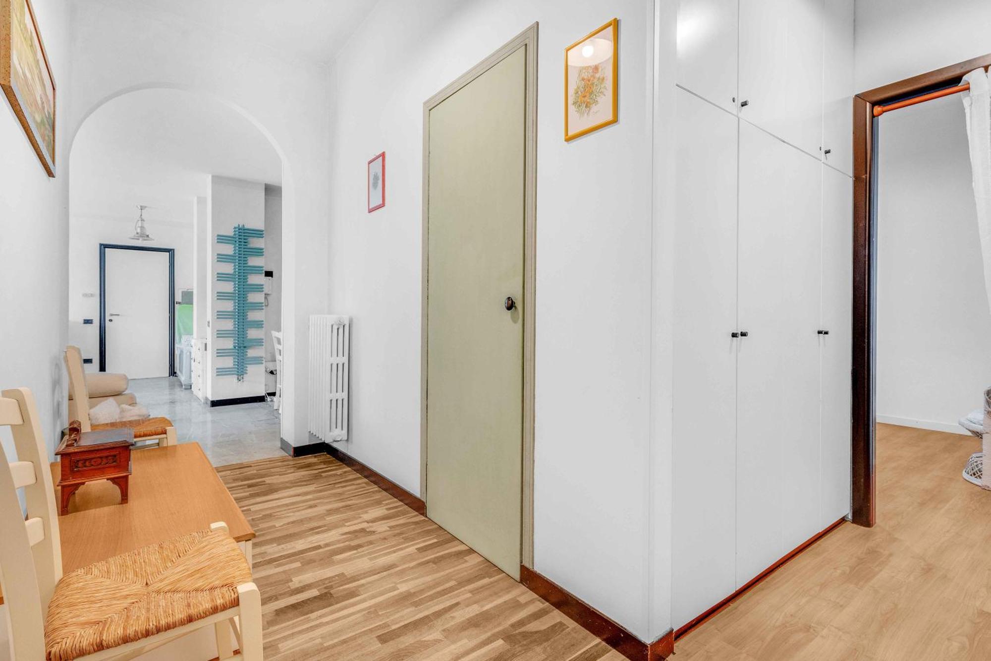 Ampia Dimora A Salo Con Parcheggio E Giardino Apartment Exterior photo
