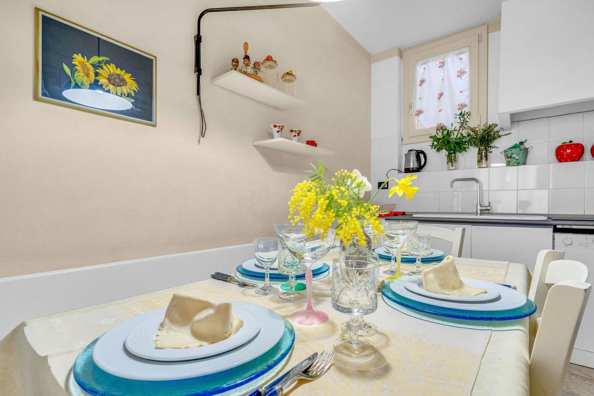 Ampia Dimora A Salo Con Parcheggio E Giardino Apartment Exterior photo